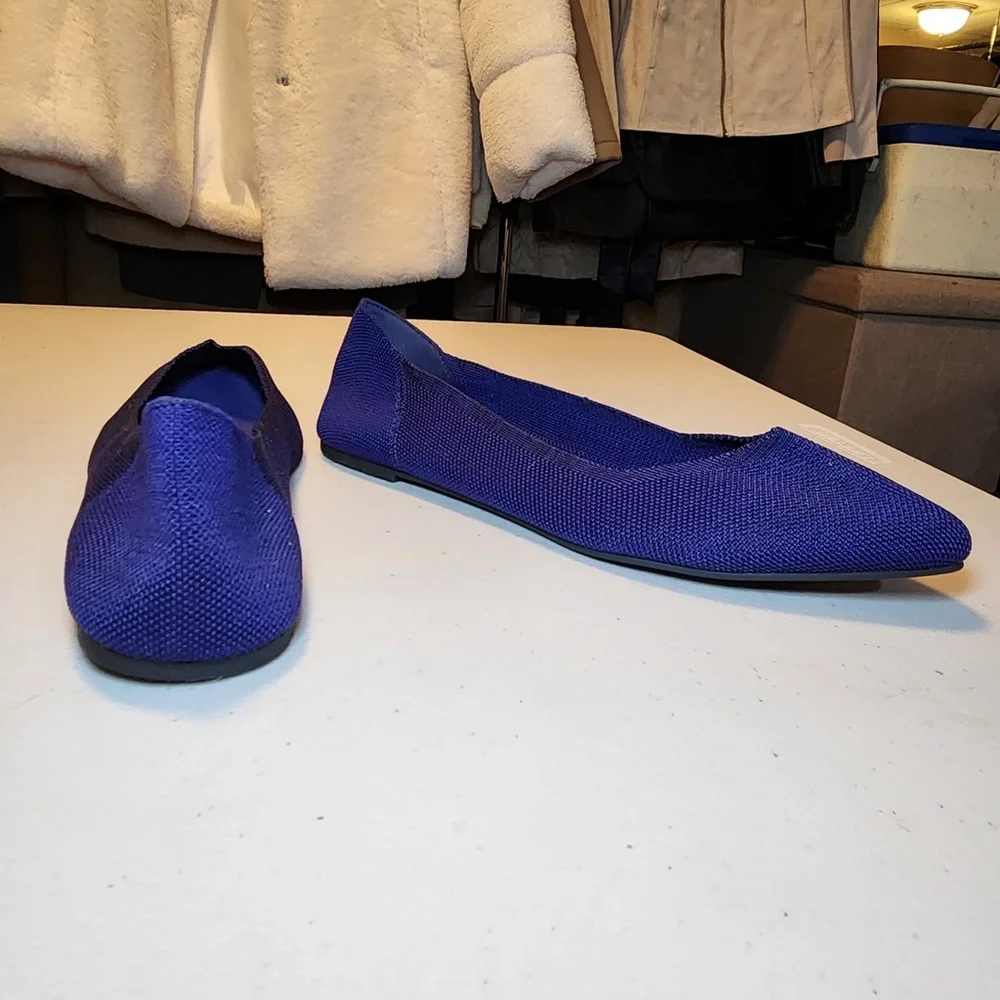 New MIA Women's Dark Blue Izzy FlyKnit Flats Casual Chic Comfortable‎ Breathable